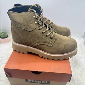 Propet Women’s Dakota Olive size 6.5